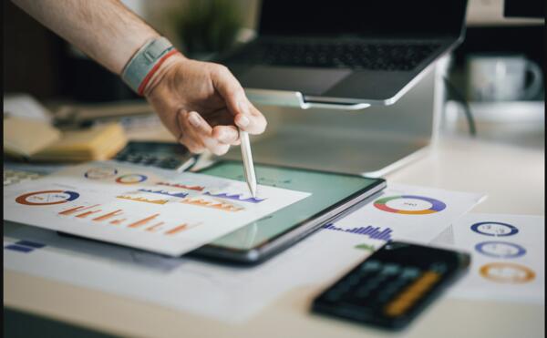 Travel & expense analysis